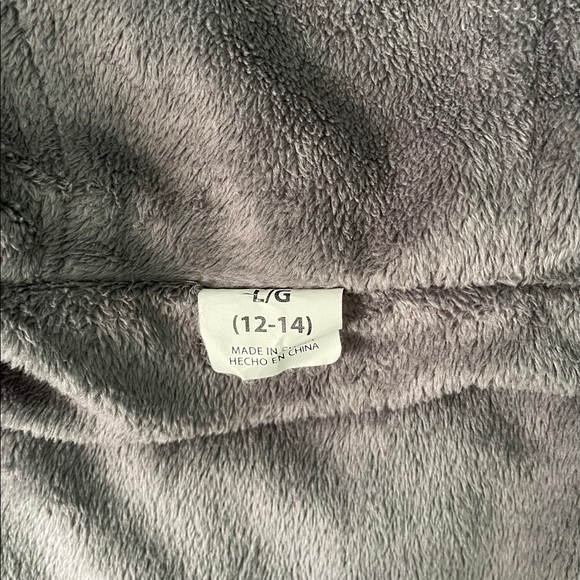 Women's Raincoat - Picture 7 of 8